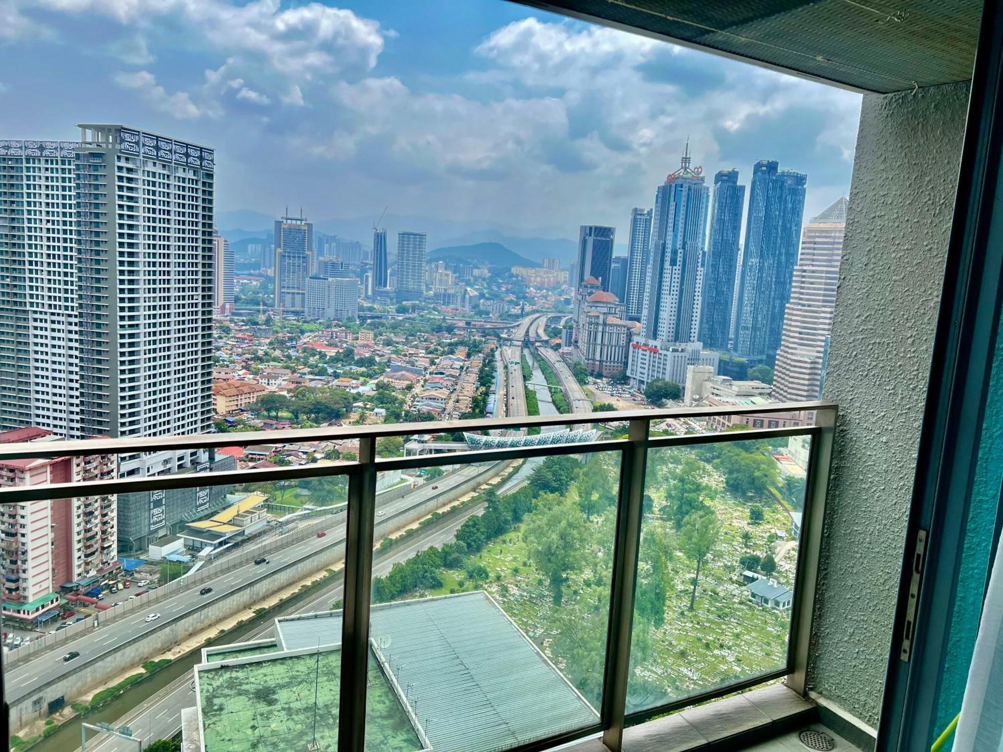 Summer Suites Near Klcc 吉隆坡 外观 照片